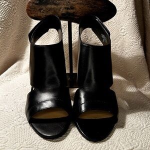 Marc Fisher Sandal with Cut Outs Size 8 1/2